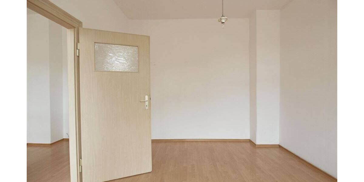 Moderne, attraktive Einbauküche und tolles Duschbad erwarten Sie! 1 zimmer