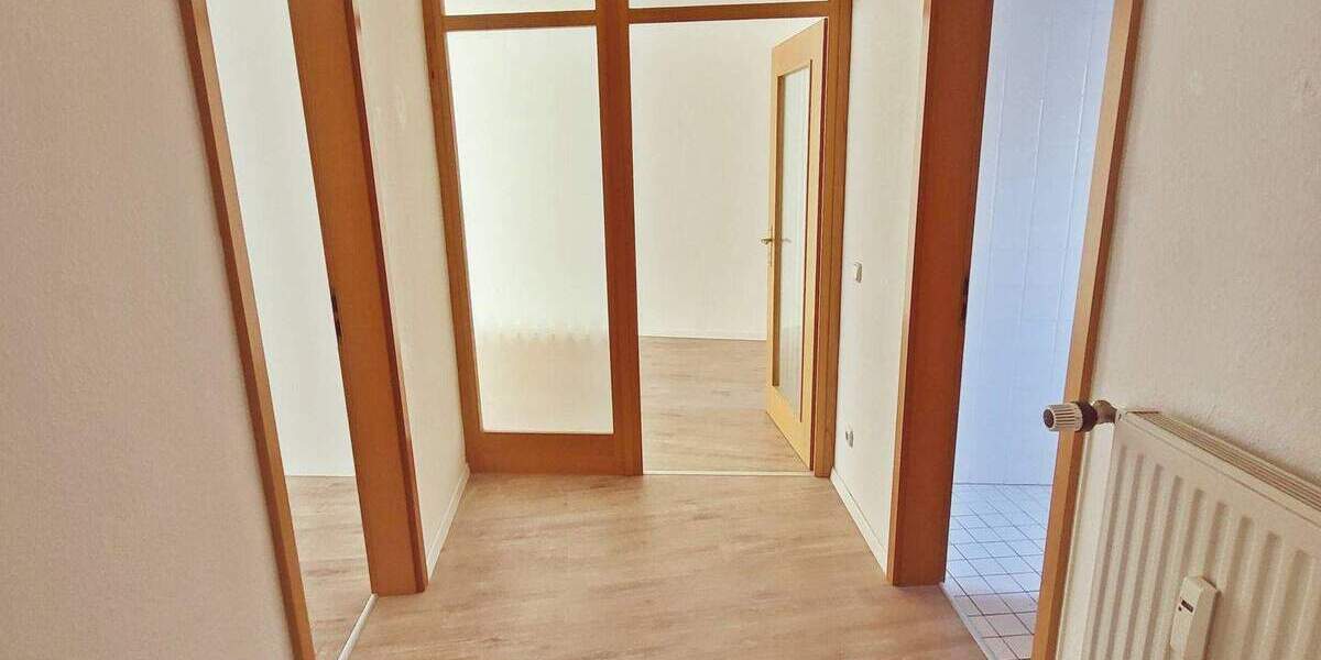 Etagenwohnung Schwerin Krebsförden - 2 Zimmer, 66 m&sup2;, 600&euro; | Angebot:25676969