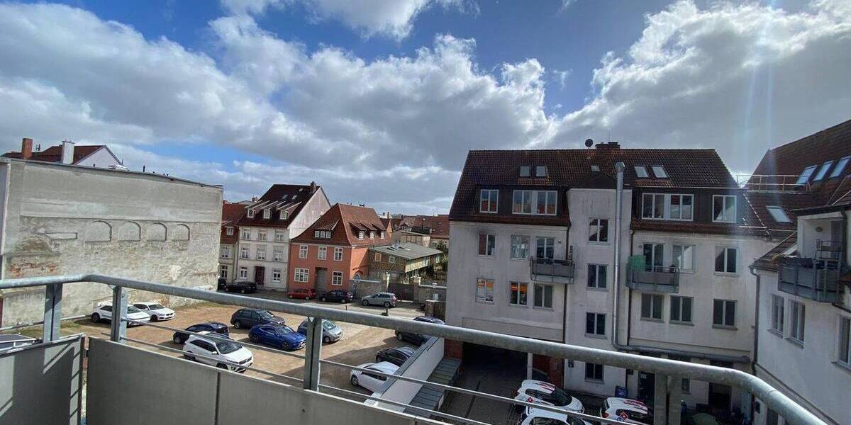 Etagenwohnung Stralsund Altstadt - 2 Zimmer, 73 m&sup2;, 735&euro; | Angebot:26275349