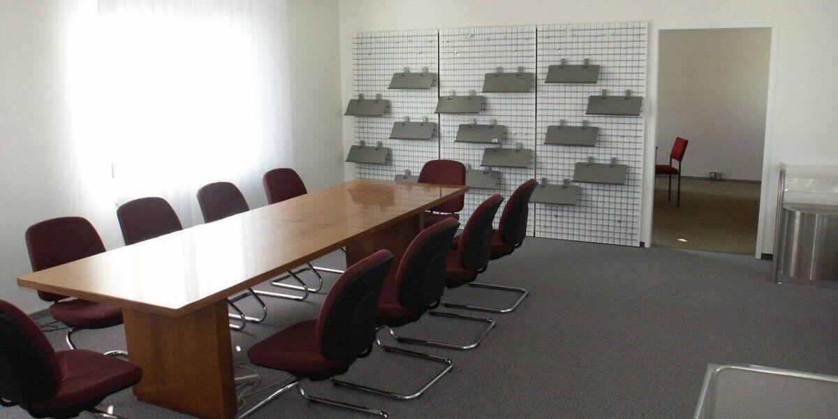 Bürofläche mit viel Tageslicht in Schwabach 2 zimmer