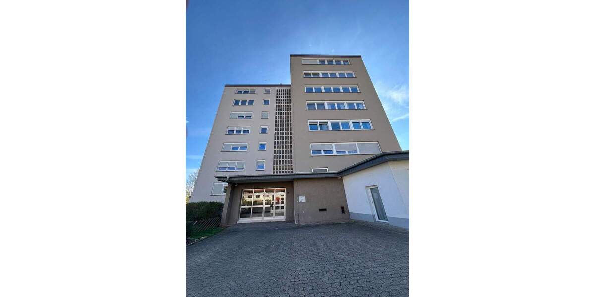 Möbilierte 2 Zimmer Wohnung mit Balkon u. Fahrstuhl in zentraler Lage in Bad Sobernheim zu vermieten 2 zimmer