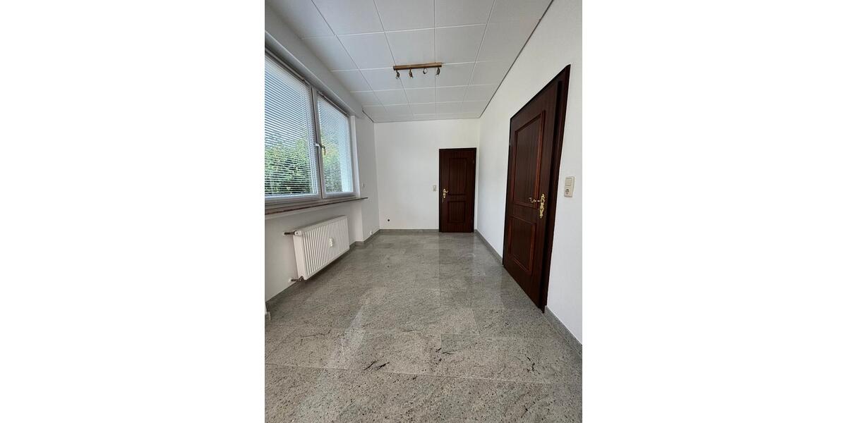 Erdgeschoßwohnung Hagen Hagen-Mitte - 2 Zimmer, 85 m&sup2;, 900&euro; | Angebot:24859436