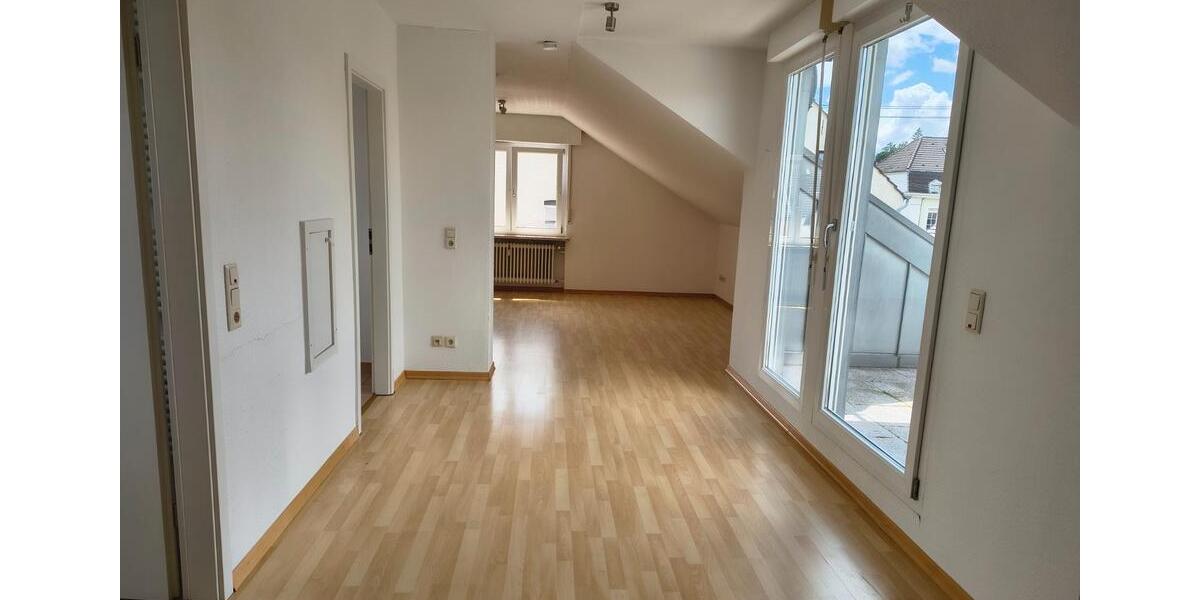 Dachgeschoßwohnung Hennef (Sieg) - 1.5 Zimmer, 55 m&sup2;, 610&euro; | Angebot:26581493
