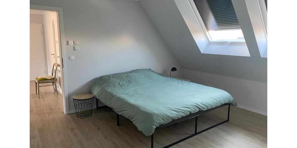 Dachgeschoßwohnung Bocholt Stenern - 4 Zimmer, 110 m&sup2;, 1.380&euro; | Angebot:25822571