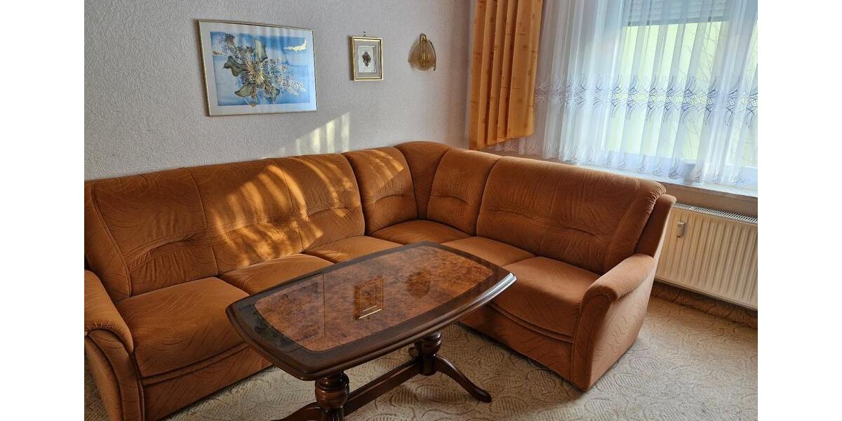 Etagenwohnung Hohenmölsen - 2 Zimmer, 49 m&sup2;, 350&euro; | Angebot:24742561