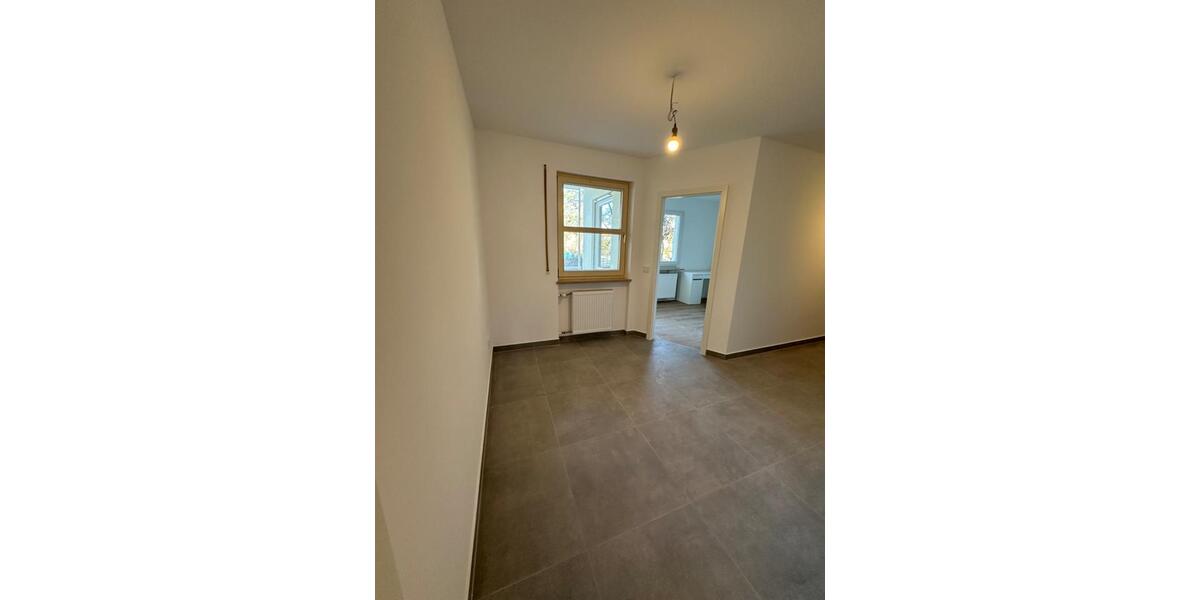 Erdgeschoßwohnung München Sendling-Westpark - 4 Zimmer, 80 m&sup2;, 3.200&euro; | Angebot:24849772