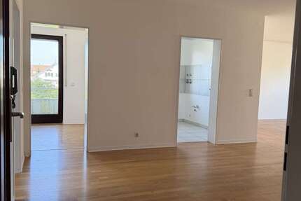 Wohnung Baden-Baden Baden - 4 Zimmer, 107 m&sup2;, 1.260&euro; | Angebot:27119981