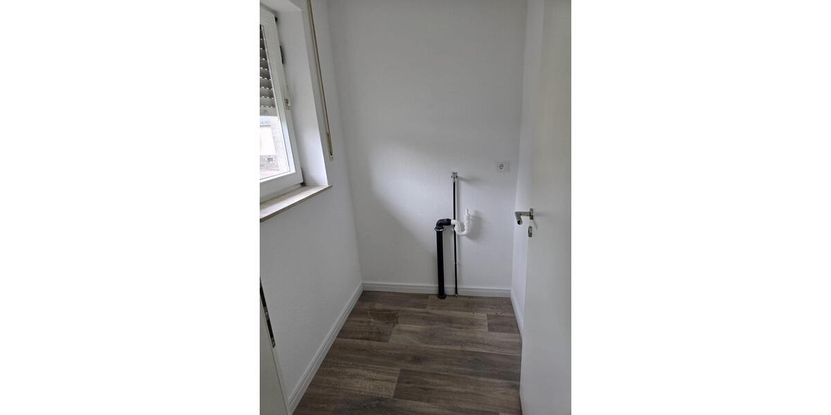 Erdgeschoßwohnung Niederwörresbach - 5 Zimmer, 128 m&sup2;, 890&euro; | Angebot:25963051