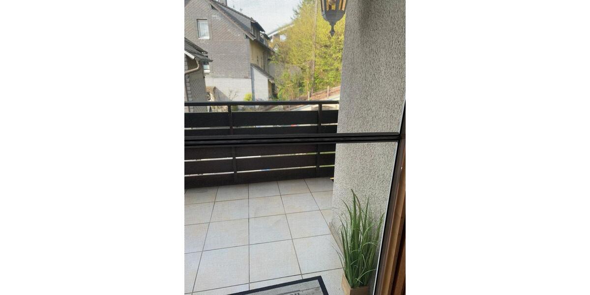 Dachgeschoßwohnung Siegen Eiserfeld - 2 Zimmer, 80 m&sup2;, 670&euro; | Angebot:26705748