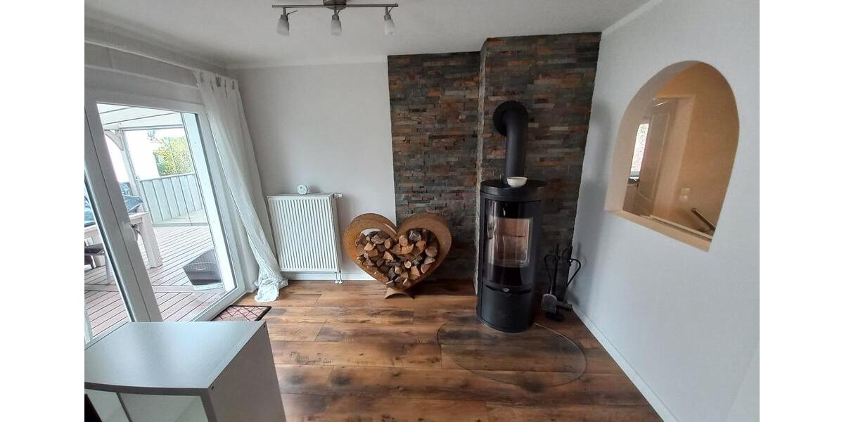 Einfamilienhaus Kiebitzreihe - 3 Zimmer, 126 m&sup2;, 1.500&euro; | Angebot:25861404