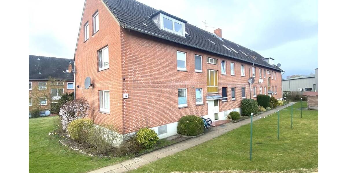 Etagenwohnung Ahrensbök - 3 Zimmer, 42 m&sup2;, 410&euro; | Angebot:26161815