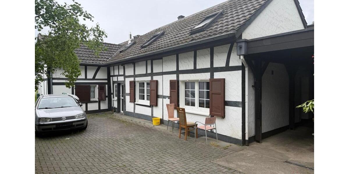 Etagenwohnung Siegburg - 4 Zimmer, 80 m&sup2;, 30&euro; | Angebot:26573031