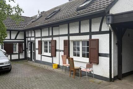 Wohnung Siegburg - 4 Zimmer, 80 m&sup2;, 30&euro; | Angebot:26573031