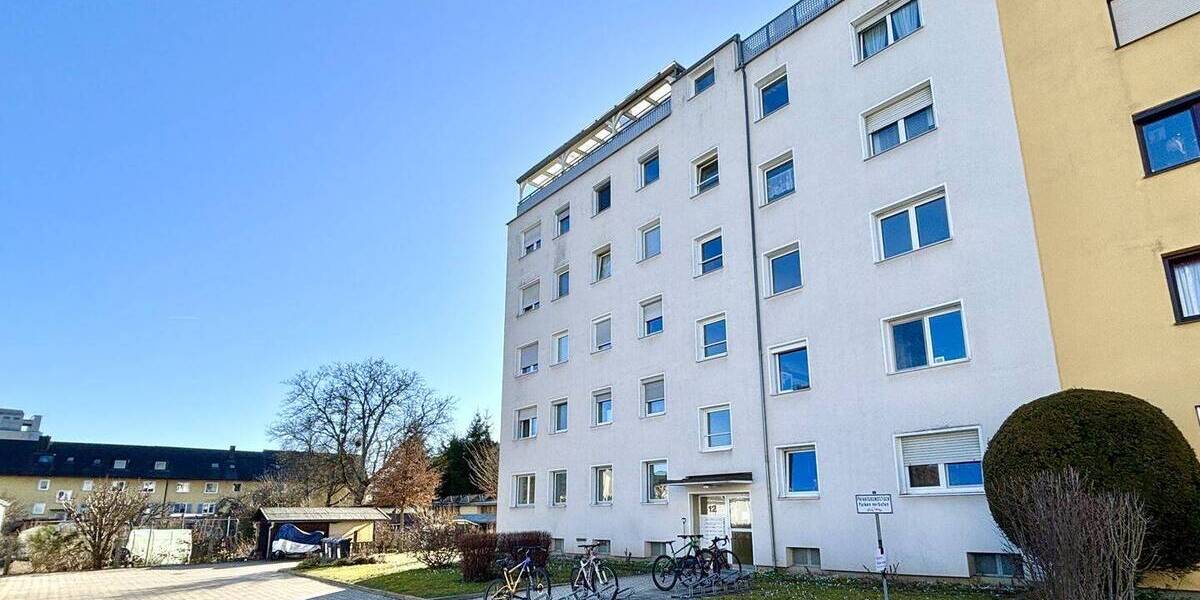 Etagenwohnung Rosenheim Ost - 3 Zimmer, 77 m&sup2;, 1.078&euro; | Angebot:26318093