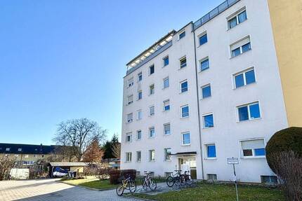 Wohnung Rosenheim Ost - 3 Zimmer, 77 m&sup2;, 1.078&euro; | Angebot:26318093