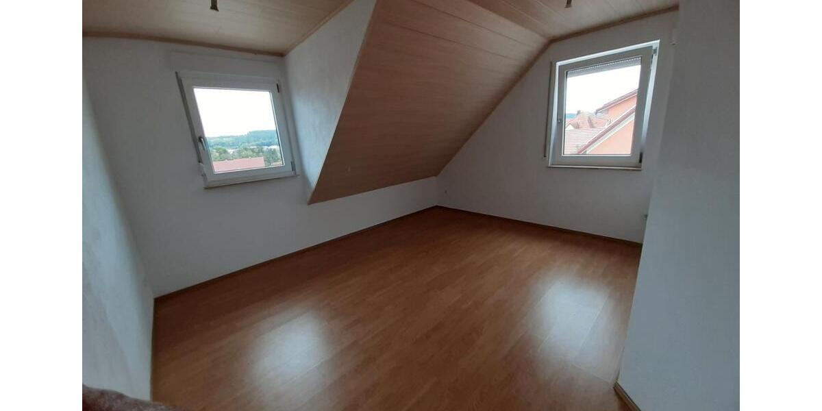 Erdgeschoßwohnung Weihenzell - 5 Zimmer, 145 m&sup2;, 1.050&euro; | Angebot:26573314