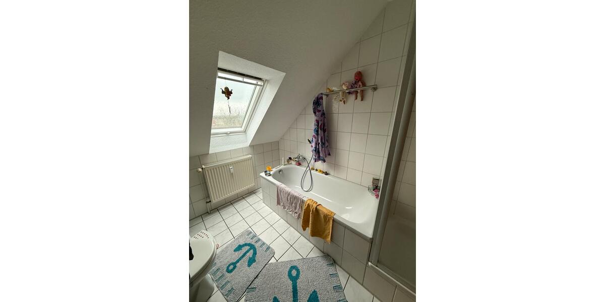 Etagenwohnung Sassenburg - 3 Zimmer, 75 m&sup2;, 550&euro; | Angebot:25961084