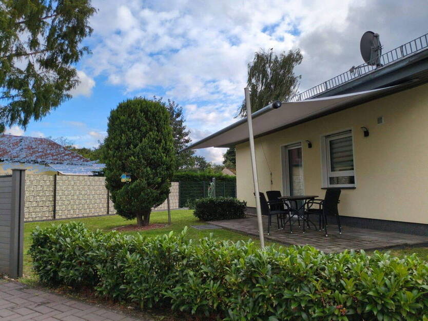 Gartentraum 2 Zim. + 2 Terrassen, Wanne + Duschbad Bj. 2020