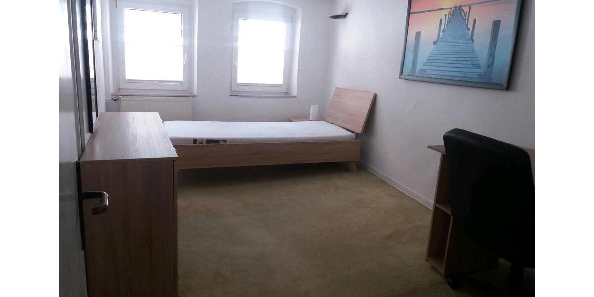 Wohnen auf Zeit Edenkoben - 5 Zimmer, 120 m&sup2;, 400&euro; | Angebot:25791500