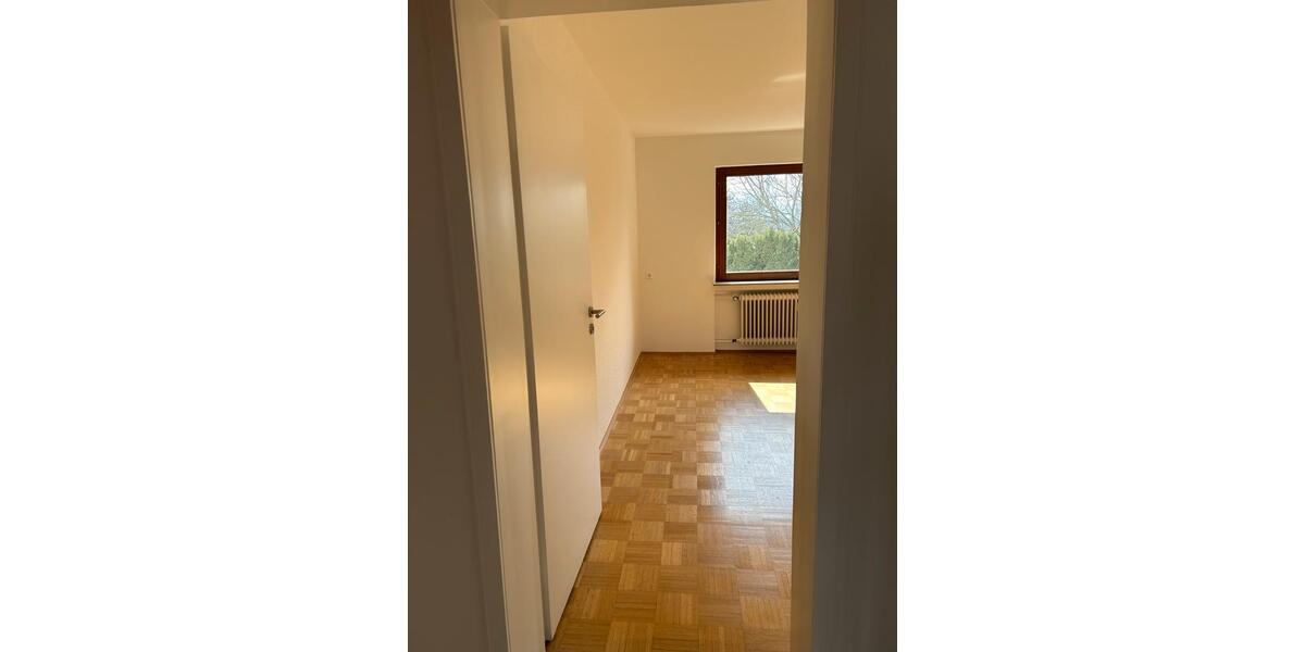 Etagenwohnung Balingen - 2 Zimmer, 90 m&sup2;, 900&euro; | Angebot:25987981