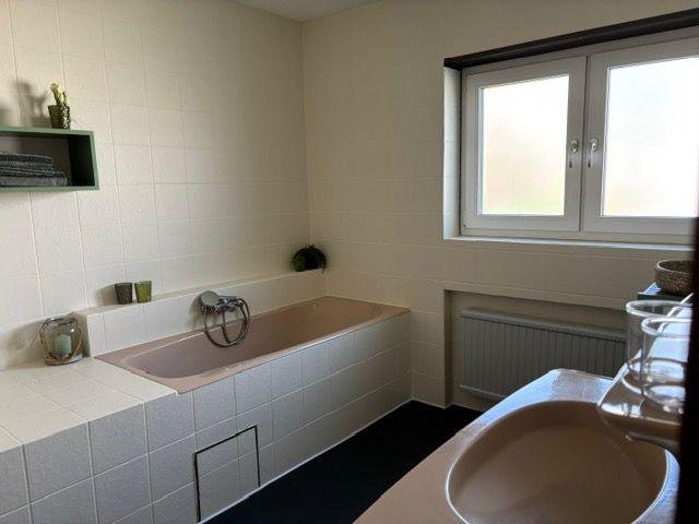 Wohnen auf Zeit Eberdingen - 3 Zimmer, 105 m&sup2;, 1.820&euro; | Angebot:26222654
