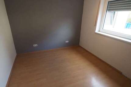 Haus Kleinsteinhausen - 5 Zimmer, 110 m&sup2;, 950&euro; | Angebot:24186046