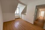 Etagenwohnung Stralsund Altstadt - 2 Zimmer, 73 m&sup2;, 735&euro; | Angebot:26275349