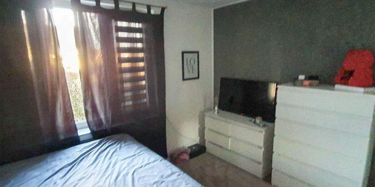 Etagenwohnung Nienburg - 4 Zimmer, 155 m&sup2;, 970&euro; | Angebot:25667281