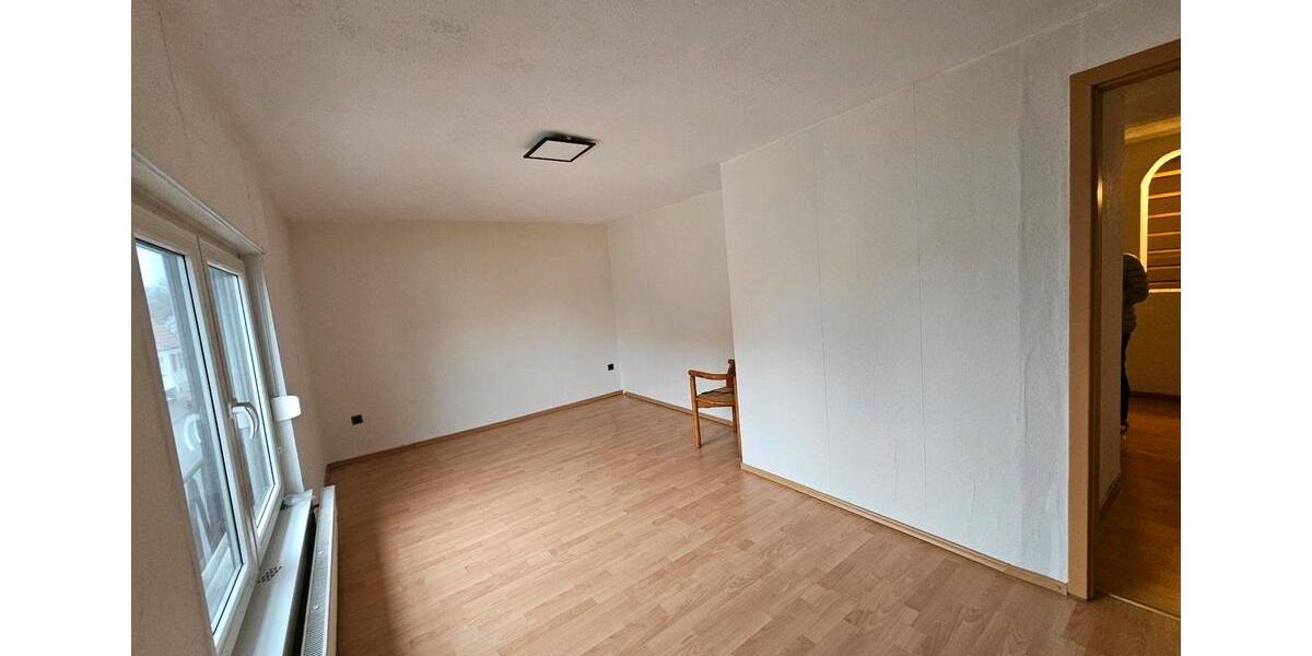 Doppelhaushälfte Frankenthal (Pfalz) - 5 Zimmer, 155 m&sup2;, 1.550&euro; | Angebot:24851570