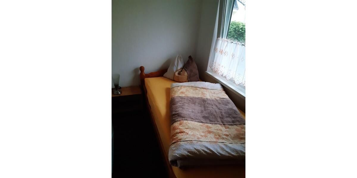 Wohnen auf Zeit Rostock Alt Bartelsdorf - 3 Zimmer, 36 m&sup2;, 60&euro; | Angebot:26367984