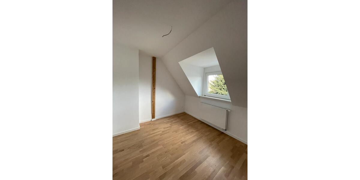 Dachgeschoßwohnung Bielefeld Stieghorst - 2.5 Zimmer, 47 m&sup2;, 920&euro; | Angebot:26690666