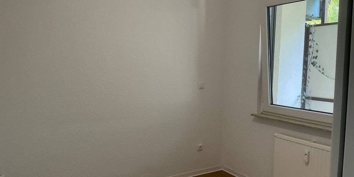 Etagenwohnung Wiesbaden Erbenheim - 1 Zimmer, 43 m&sup2;, 580&euro; | Angebot:26175064