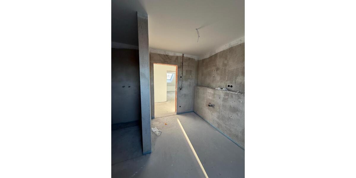 4 Zimmer DG Wohnung Neubau Erstbezug Hilpoltstein - Solar 4 zimmer