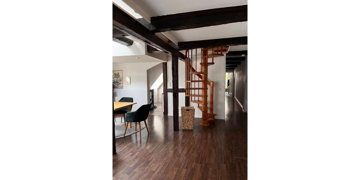 Dachgeschoßwohnung Wismar Altstadt - 3 Zimmer, 118 m&sup2;, 1.500&euro; | Angebot:24977633