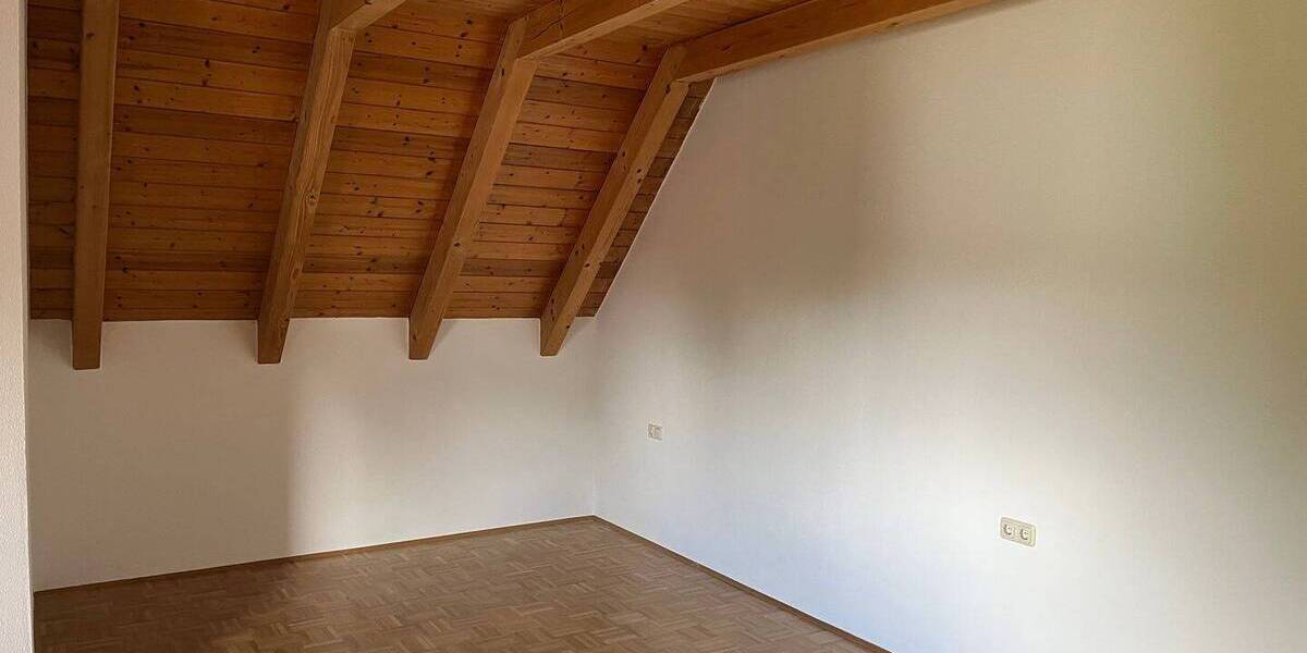 Mehrfamilienhaus, Wohnhaus Donauwörth - 6 Zimmer, 200 m&sup2;, 1.550&euro; | Angebot:21780291