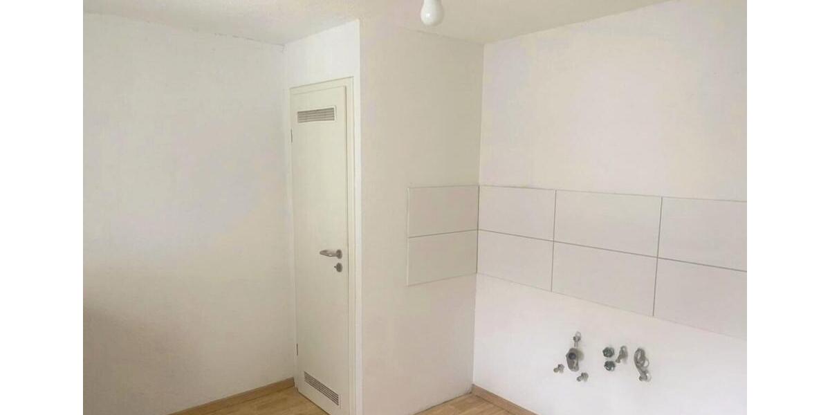 Etagenwohnung Düren Mariaweiler-Hoven - 4 Zimmer, 133 m&sup2;, 1.250&euro; | Angebot:26489416