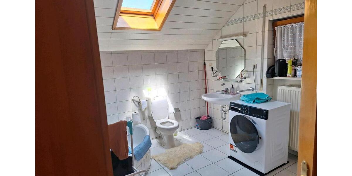 Etagenwohnung Gottfrieding - 3 Zimmer, 100 m&sup2;, 1.200&euro; | Angebot:26690725