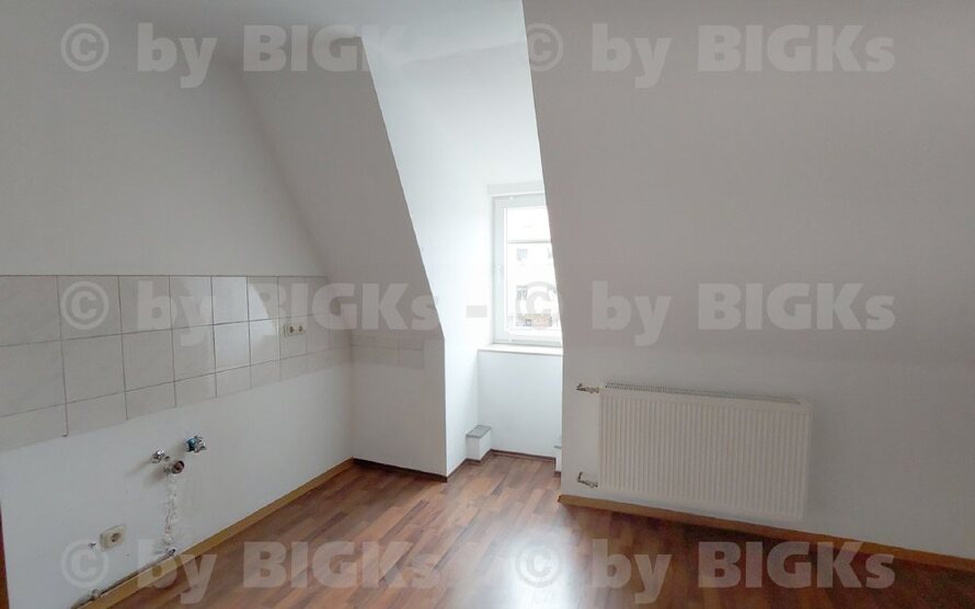 BIGKs - Zella-Mehlis: 3 Zimmer Wohnung, Wannenbad (;-) 3 zimmer