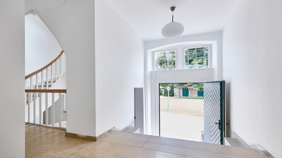 Erdgeschoßwohnung Detmold Hiddesen - 3 Zimmer, 143 m&sup2;, 1.859&euro; | Angebot:25807068