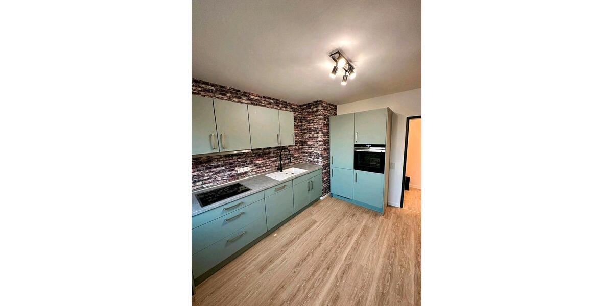 Dachgeschoßwohnung Grefrath - 990&euro; | Angebot:25931881