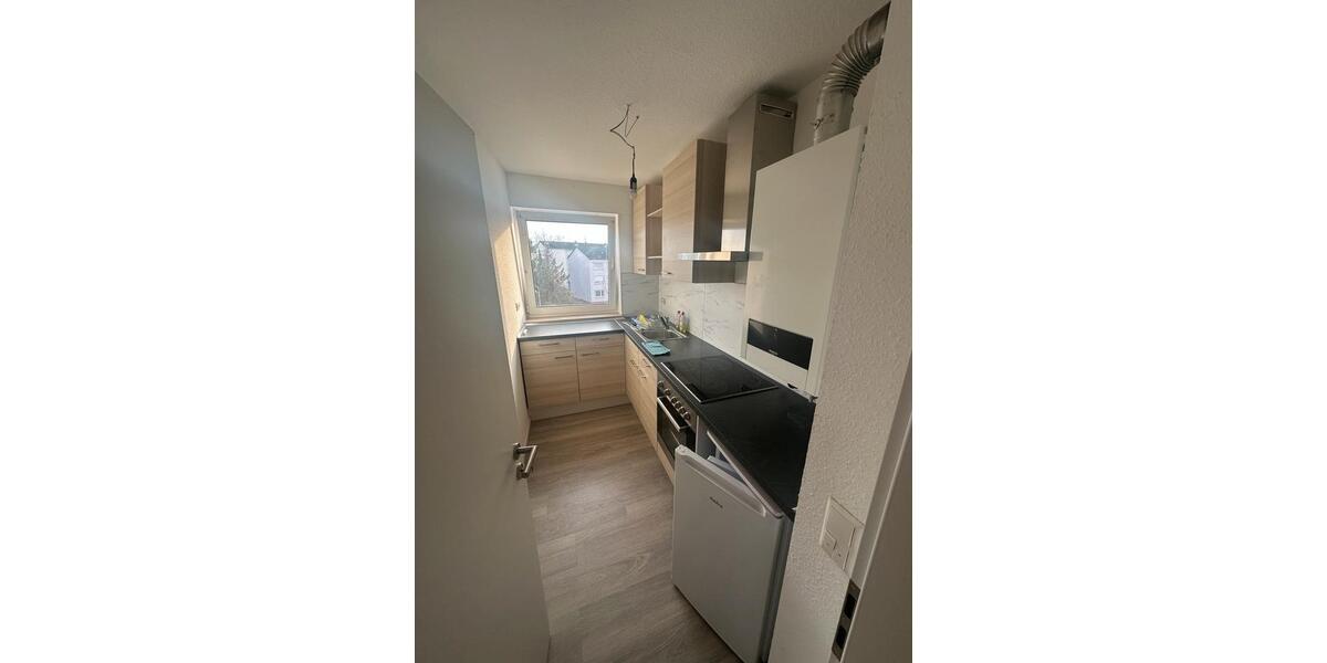 Möblierte 2-Zimmer-Wohnung mit Balkon in Ingelheim-Frei-Weinheim 2 zimmer