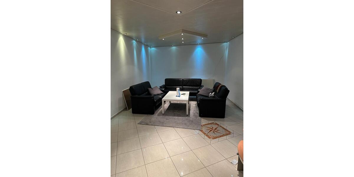 Etagenwohnung Steffenberg - 5 Zimmer, 110 m&sup2;, 1.500&euro; | Angebot:24493642