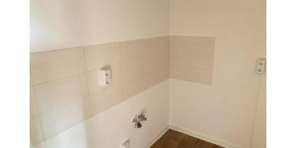 Etagenwohnung Dessau-Roßlau Roßlau - 1 Zimmer, 35 m&sup2;, 228&euro; | Angebot:26662549