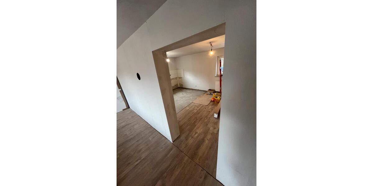 Erdgeschoßwohnung Boxberg - 5 Zimmer, 91 m&sup2;, 1.010&euro; | Angebot:25723178