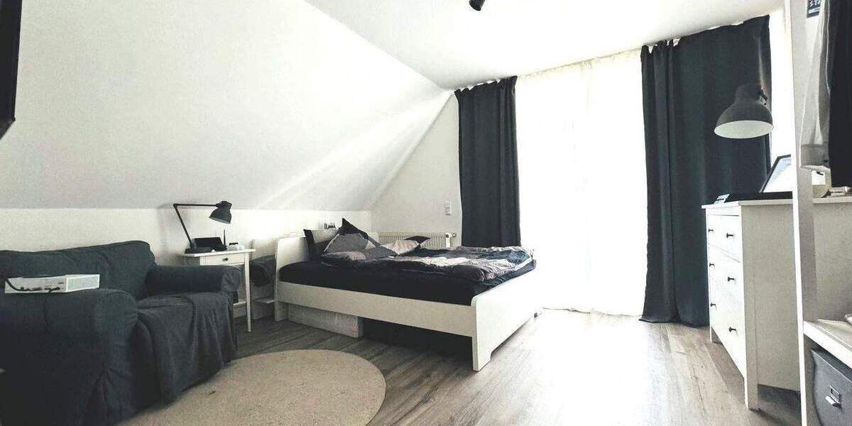 Etagenwohnung Fürth Poppenreuth - 4 Zimmer, 170 m&sup2;, 1.410&euro; | Angebot:26703043