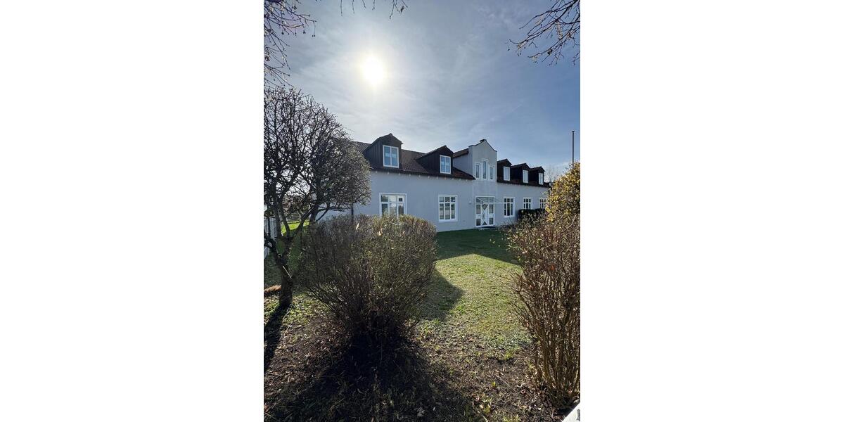 Dachgeschoßwohnung Schöllnach - 2 Zimmer, 88 m&sup2;, 600&euro; | Angebot:26101489
