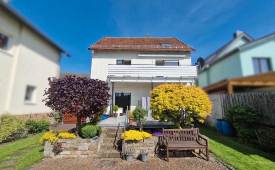 Einfamilienhaus Höxter - 8 Zimmer, 155 m&sup2;, 950&euro; | Angebot:26652609
