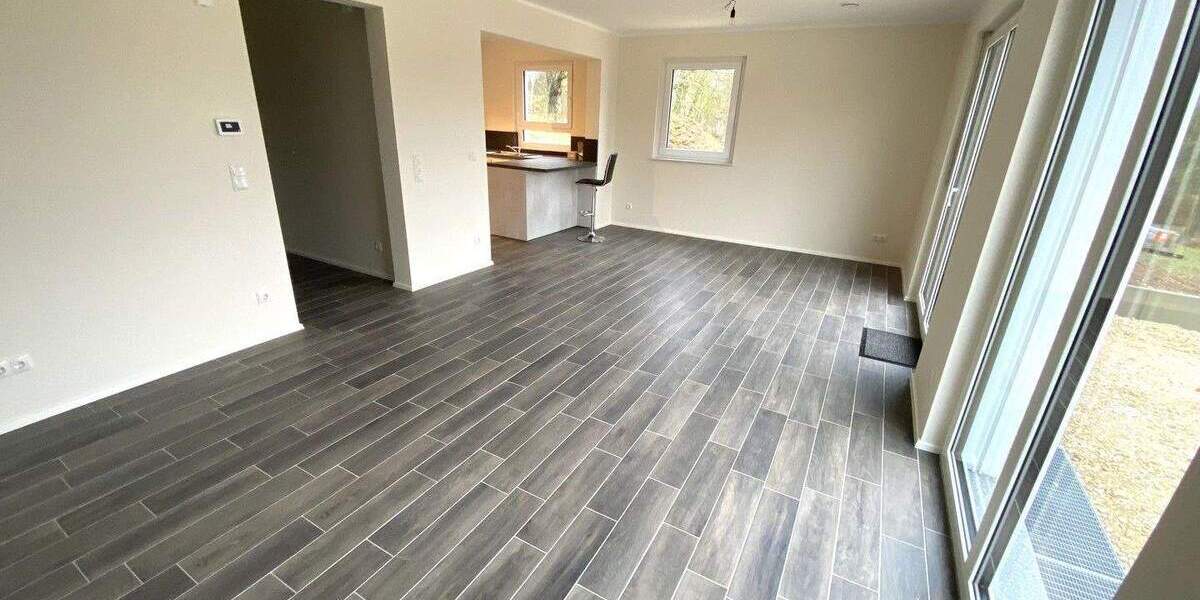 Doppelhaushälfte Ellingen - 4 Zimmer, 127 m&sup2;, 1.650&euro; | Angebot:25820767