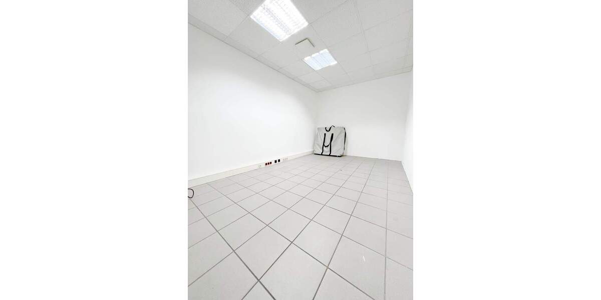 Gewerbeobjekt Oberhausen Osterfeld-West - 2 Zimmer, 455&euro; | Angebot:25043595