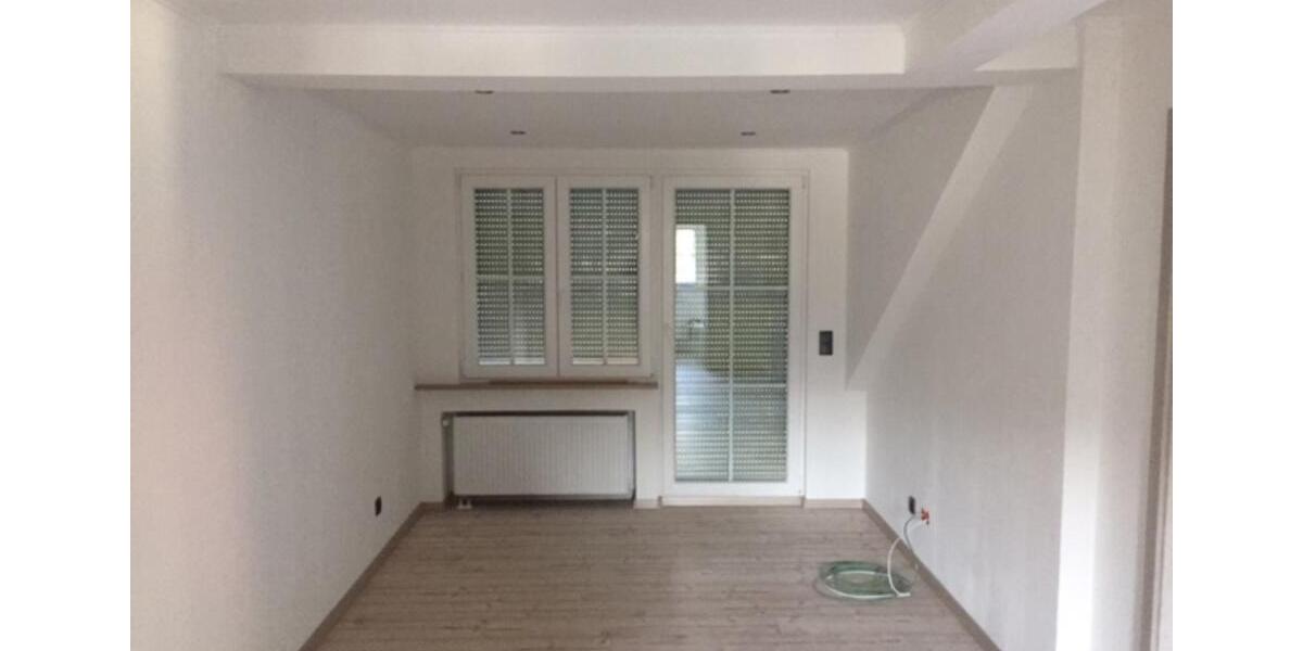 Dachgeschoßwohnung Neumarkt in der Oberpfalz Altenhof - 2 Zimmer, 65 m&sup2;, 900&euro; | Angebot:24626485